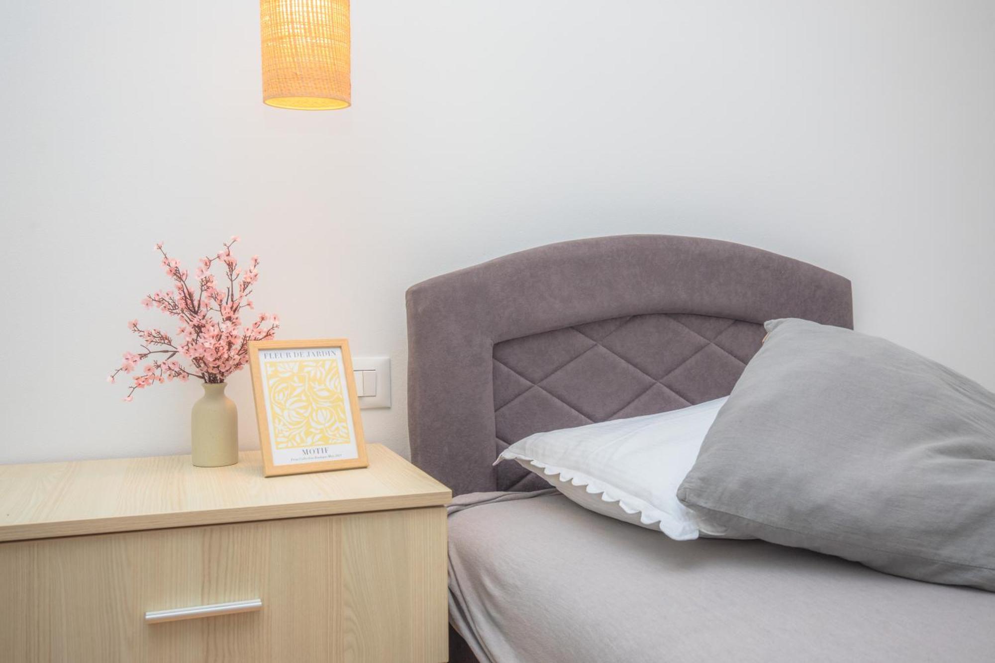 Apartmani Slamic Primosten Exterior photo
